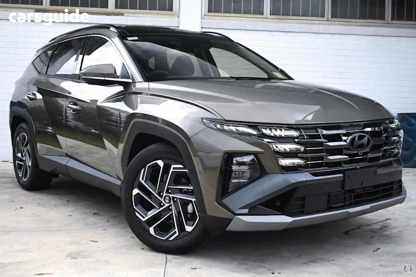Bronze 2025 Hyundai Tucson SUV PREMIUM 4X4