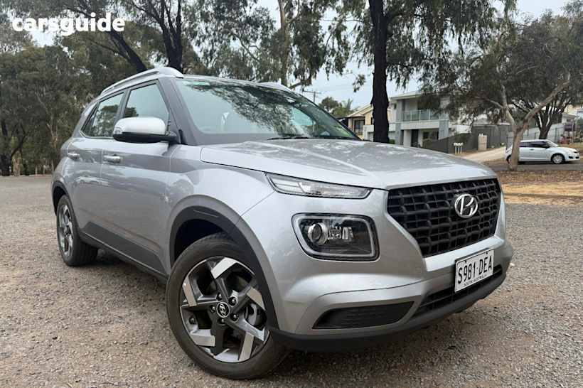 Silver 2024 Hyundai Venue Wagon Active
