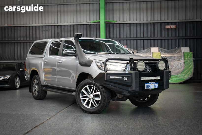 Silver 2019 Toyota Hilux Ute Tray SR5 4X4