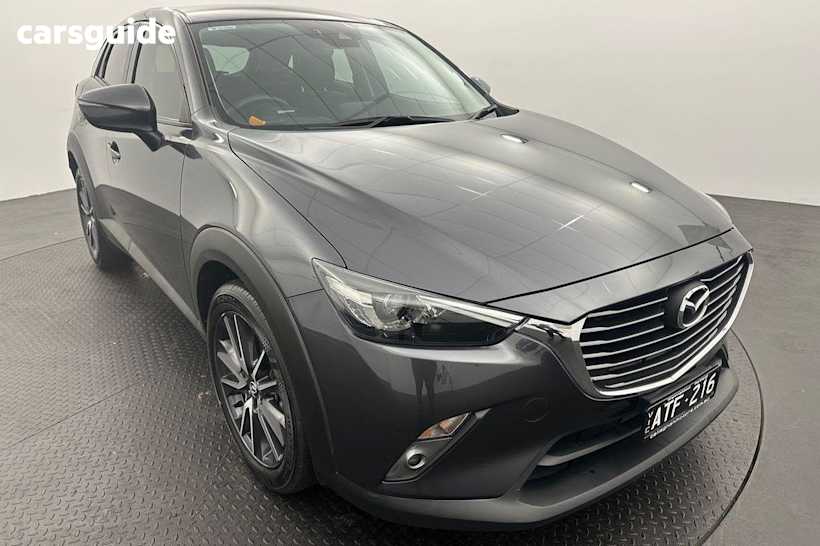 Grey 2018 Mazda CX-3 SUV STOURING F