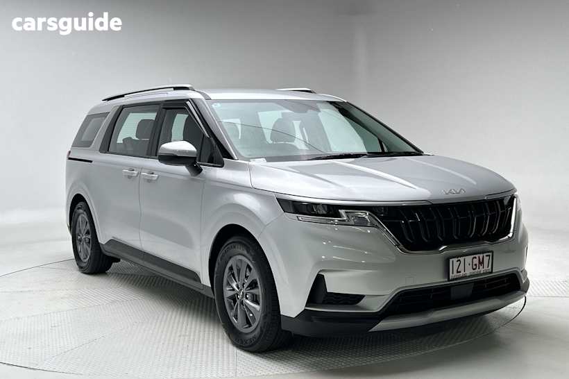 Silver 2022 Kia Carnival SUV S F