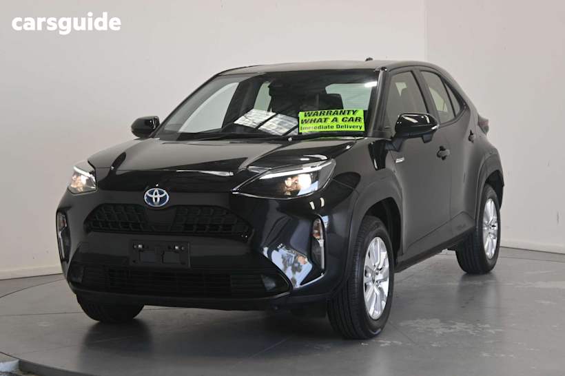 Black 2023 Toyota Yaris Cross SUV GX F