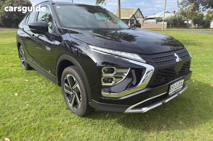 Black 2024 Mitsubishi Eclipse Cross SUV PHEV ASPIRE 4X4
