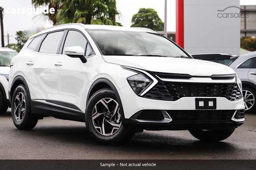 White 2025 Kia Sportage Wagon S (Awd)