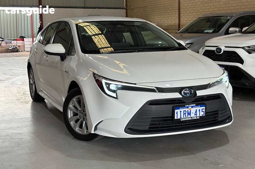 White 2023 Toyota Corolla Sedan Ascent Sport