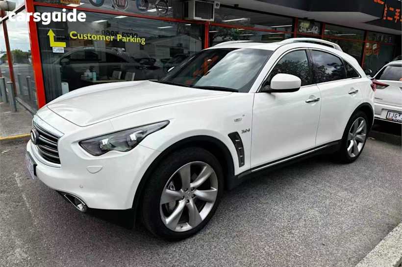 White 2016 Infiniti QX70 SUV S PREMIUM 4X4