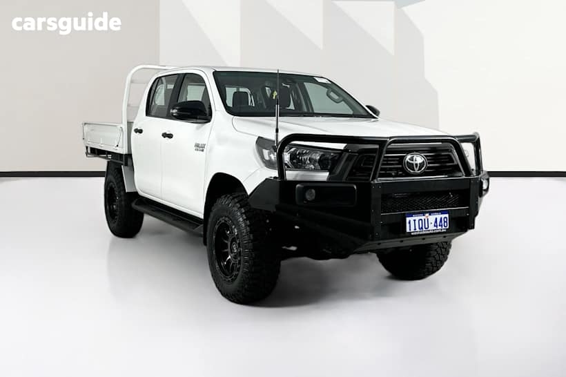 White 2022 Toyota Hilux Double Cab Chassis Sr (4X4)