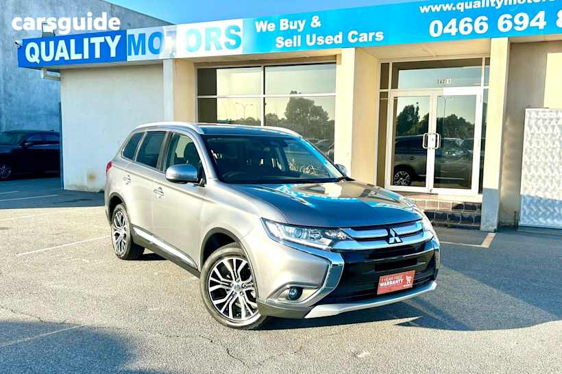 Grey 2018 Mitsubishi Outlander SUV LS