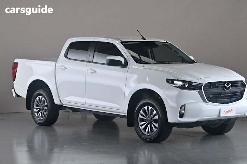 White 2024 Mazda BT-50 Dual Cab Pick-up Xt (4X4)