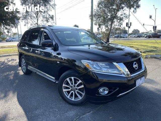 Black 2014 Nissan Pathfinder SUV TI 4X4