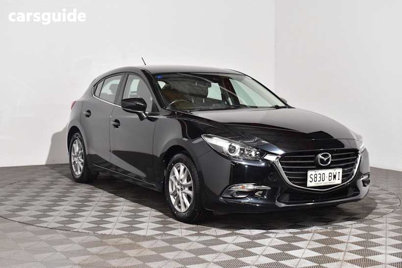 Black 2018 Mazda Mazda3 Hatch MAXX SPORT F