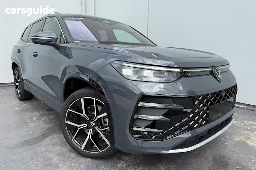 Grey 2025 Volkswagen Tayron Wagon 195Tsi R-Line 4Motion