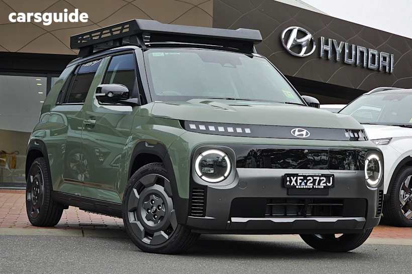 Green 2025 Hyundai Inster SUV CROSS F