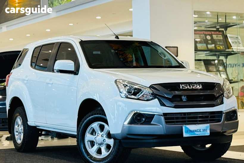 White 2021 Isuzu MU-X SUV LS-M R