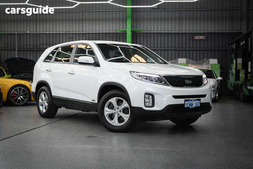 White 2013 Kia Sorento SUV SLI F