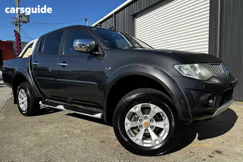 Grey 2013 Mitsubishi Triton Double Cab Utility Glx-R (4X4)