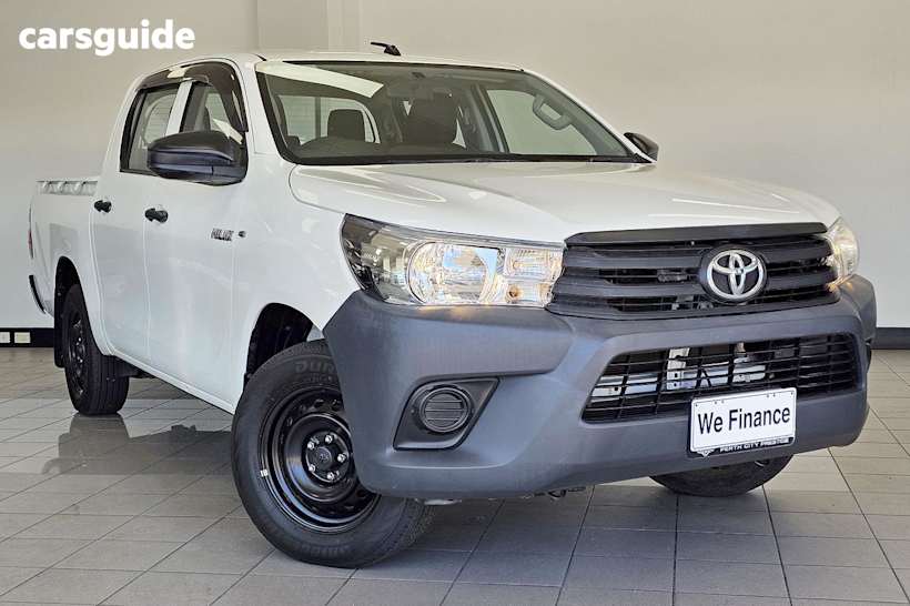 White 2017 Toyota Hilux Ute Tray WORKMATE R