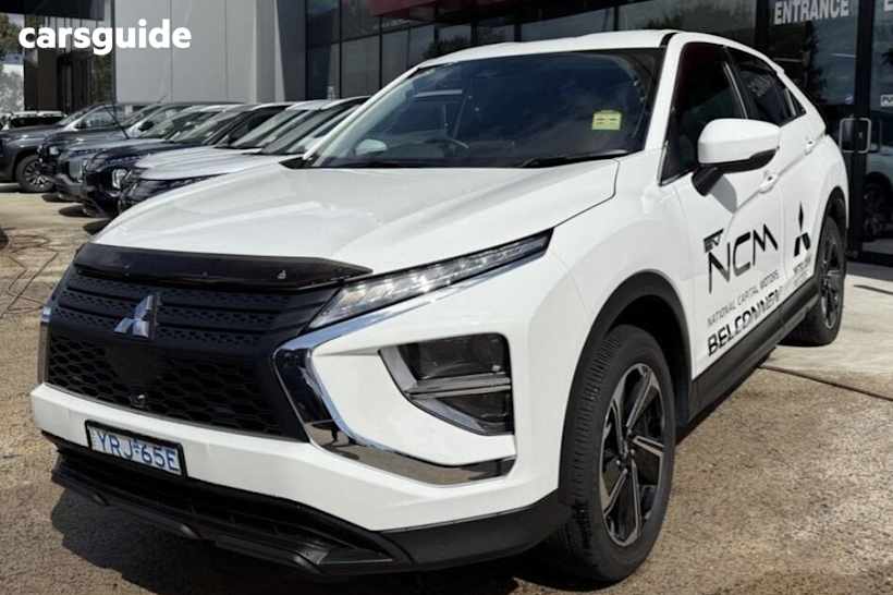 White 2024 Mitsubishi Eclipse Cross Wagon Es Phev (Awd)