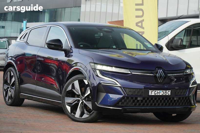 Blue 2023 Renault Megane E-Tech Wagon Techno Ev60