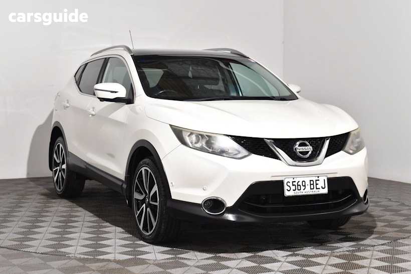 White 2014 Nissan Qashqai SUV TI F