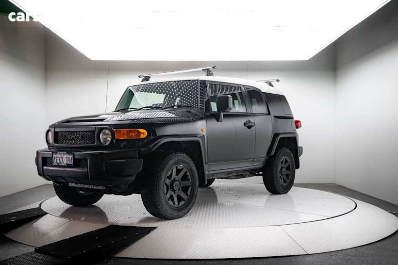 Black 2014 Toyota FJ Cruiser SUV 4X4
