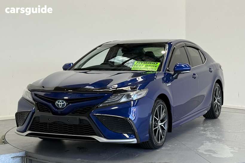 Blue 2023 Toyota Camry Sedan SL F