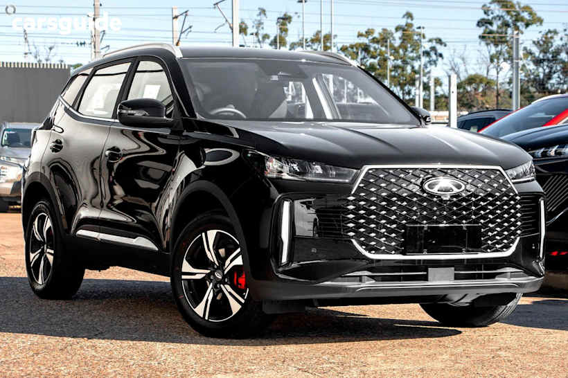 Black 2025 Chery Tiggo 4 SUV URBAN F
