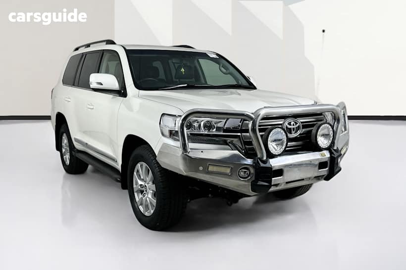 White 2018 Toyota Landcruiser Wagon Lc200 Vx (4X4)