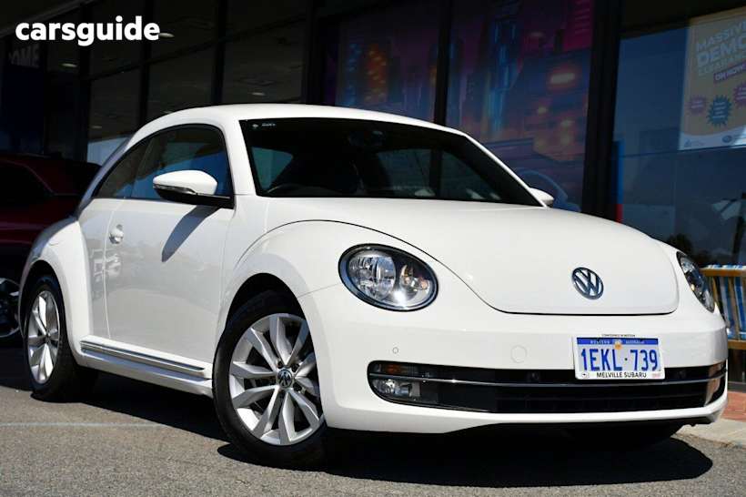 White 2014 Volkswagen Beetle Hatch F