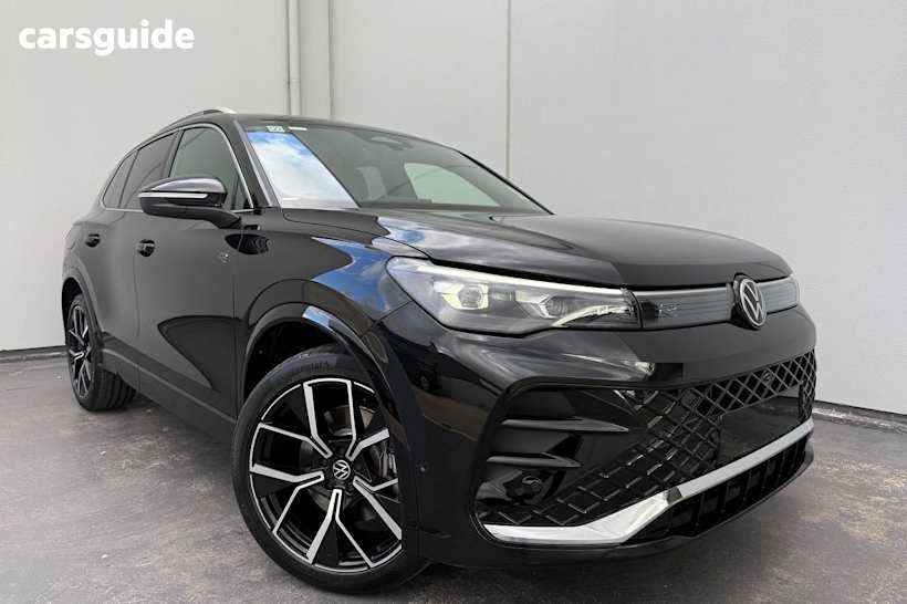 Black 2025 Volkswagen Tiguan Wagon 195Tsi R-Line