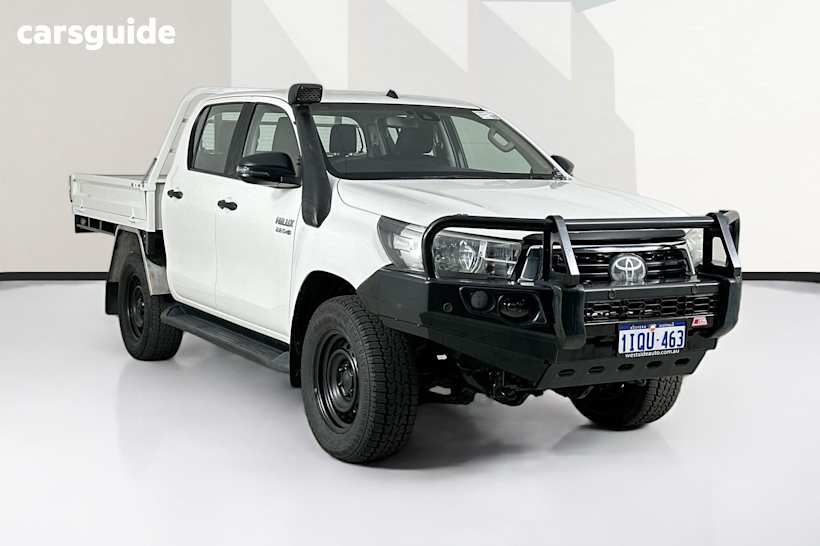White 2020 Toyota Hilux Double Cab Chassis Sr (4X4)