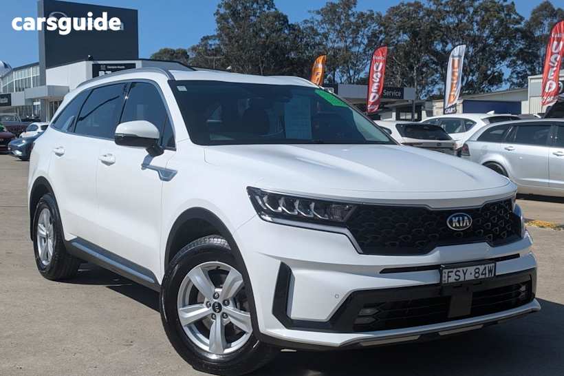 White 2021 Kia Sorento Wagon S 7 Seat