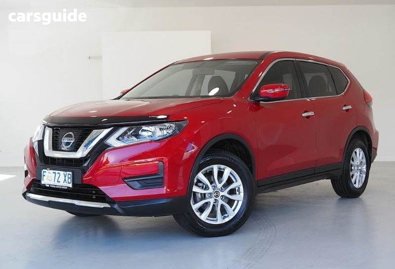 Red 2017 Nissan X-Trail SUV ST F