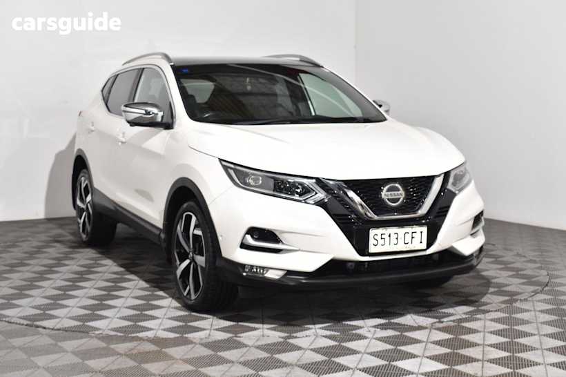 White 2019 Nissan Qashqai SUV TI F