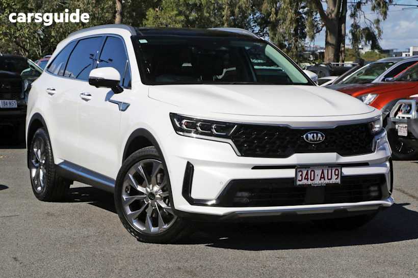 White 2020 Kia Sorento SUV GT-LINE F