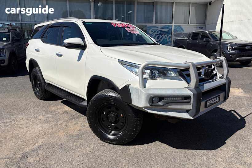 White 2017 Toyota Fortuner SUV GXL 4X4
