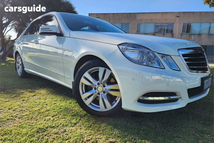White 2011 Mercedes-Benz E250 Sedan Cdi Avantgarde