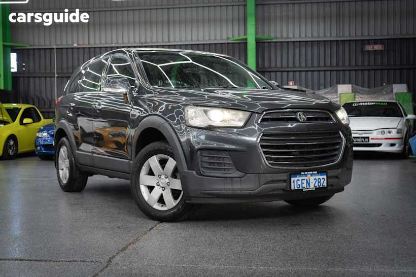 Grey 2017 Holden Captiva SUV LS F