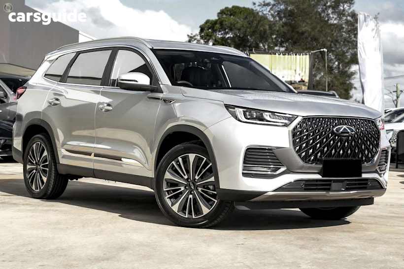 Silver 2025 Chery Tiggo 8 PRO MAX SUV ULTIMATE AWD 4X4