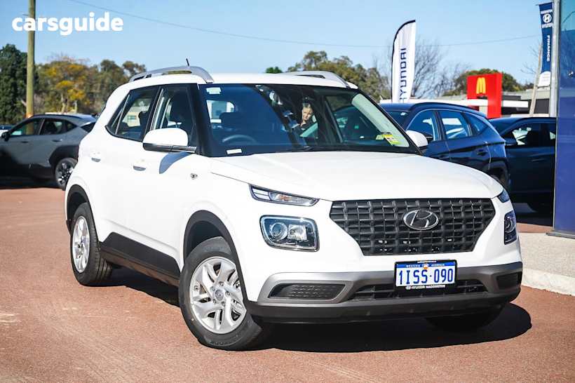 White 2025 Hyundai Venue Wagon