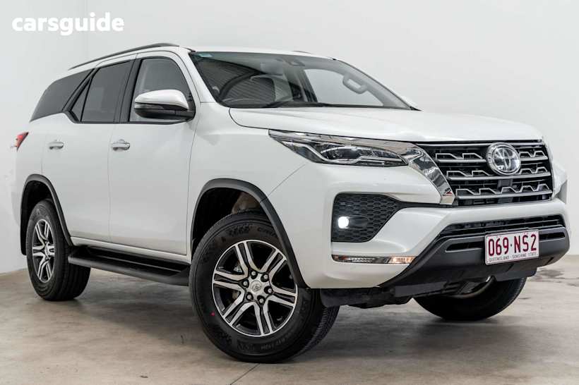 White 2023 Toyota Fortuner SUV GXL 4X4