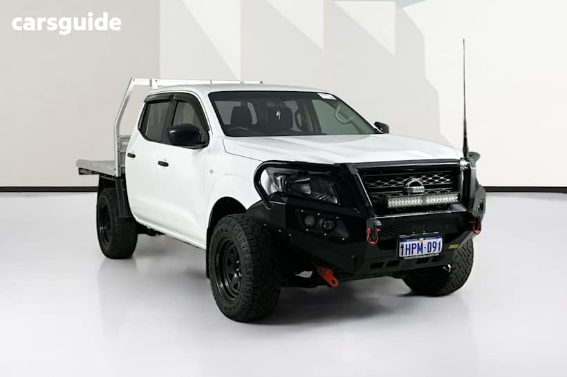 White 2022 Nissan Navara Dual Cab Pick-up Sl (4X4)