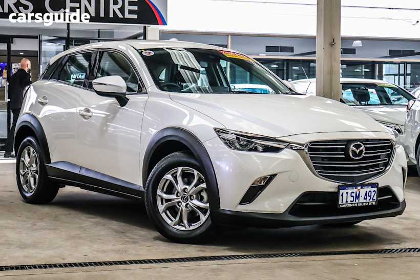 White 2023 Mazda CX-3 SUV G20 PURE F