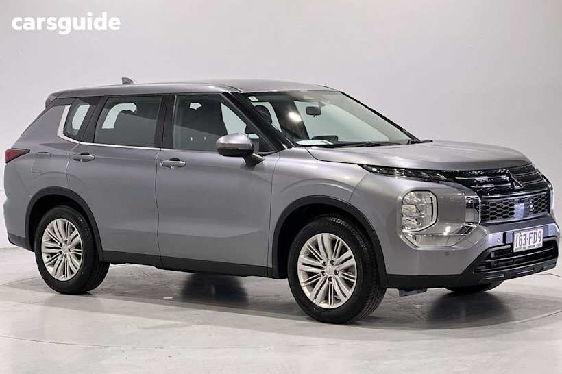 Grey 2022 Mitsubishi Outlander SUV ES F