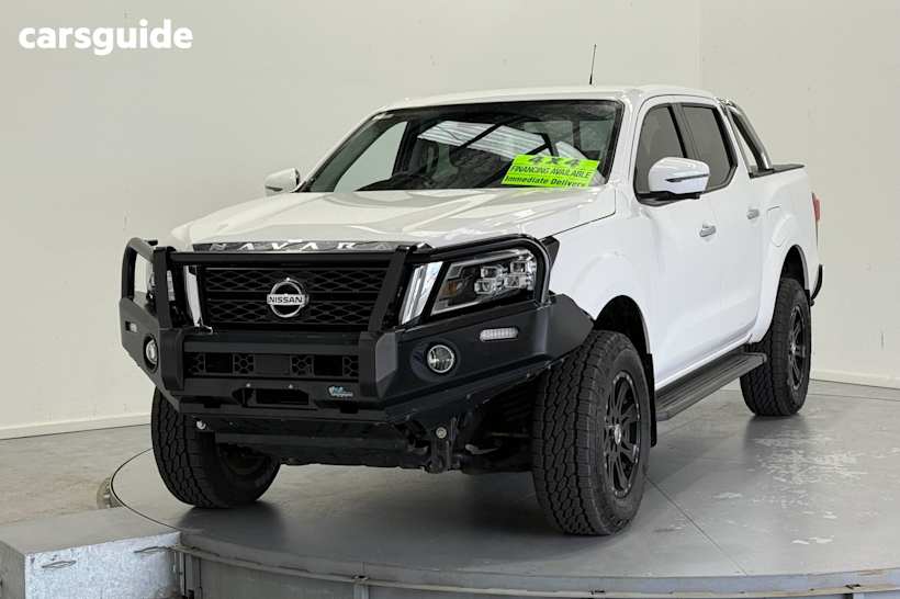 White 2022 Nissan Navara Dual Cab Pick-up St-X (4X4) Non-Lfi