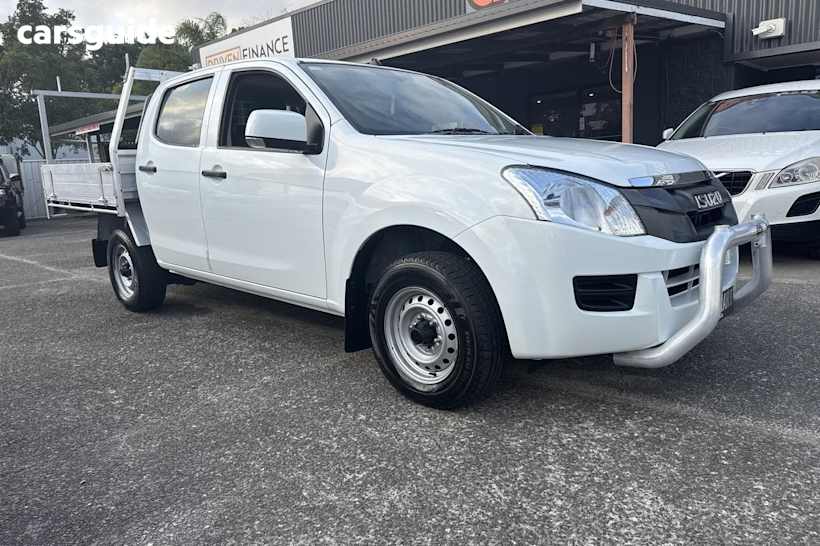 White 2015 Isuzu D-MAX Crew Cab Utility Sx (4X2)