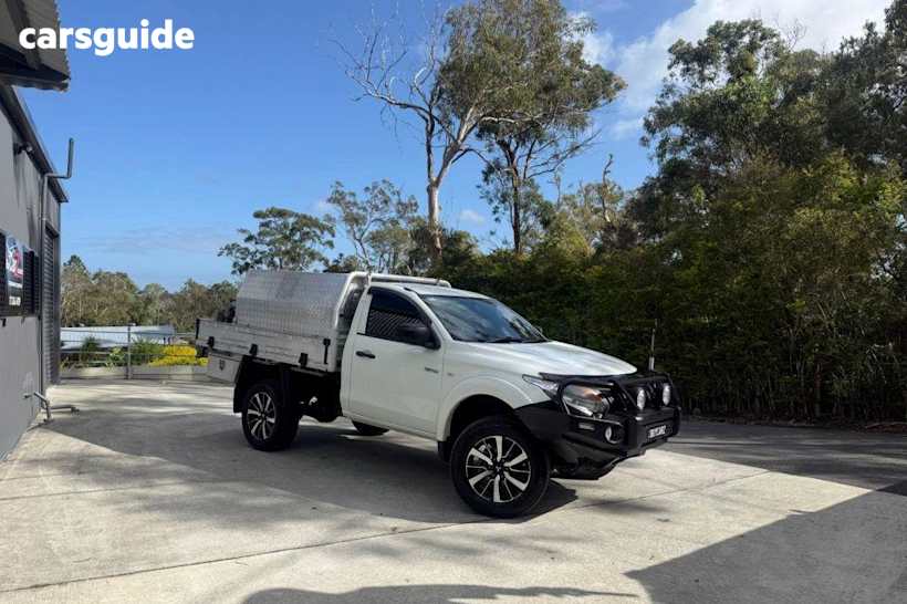 White 2018 Mitsubishi Triton Ute Tray GLX 4X4