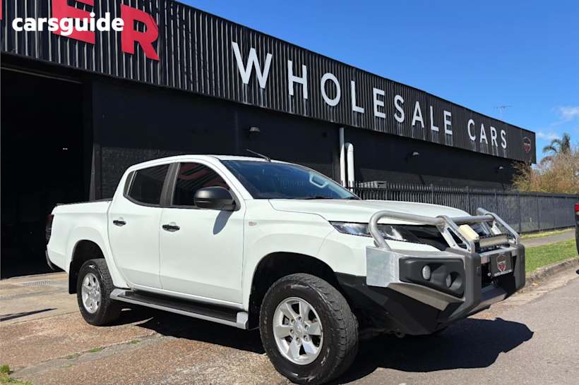 White 2019 Mitsubishi Triton Ute Tray GLX+ 4X4