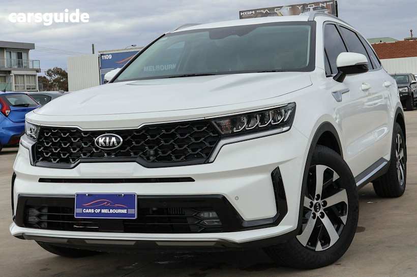 White 2021 Kia Sorento SUV SPORT 4X4