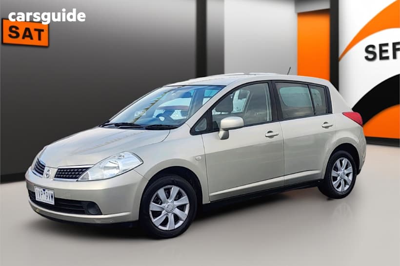 Gold 2009 Nissan Tiida Hatchback St